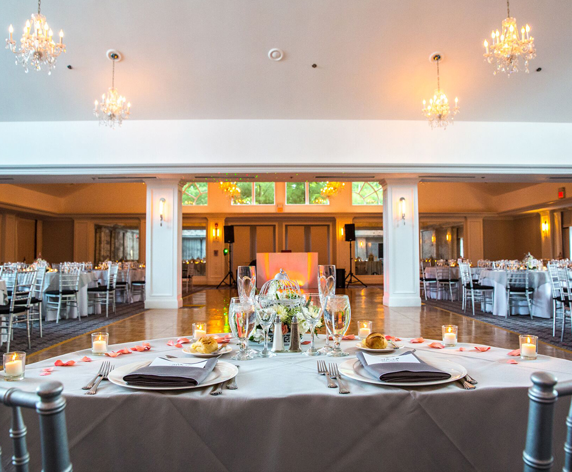 Club + Amenities New York Country Club